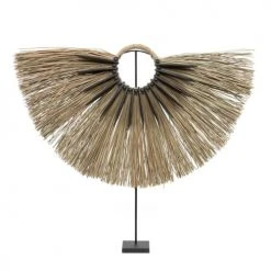 Bazar Bizar Statuettes Et Figurines Statue En Bois Et Herbe D'alang Alang Sur Socle En Métal