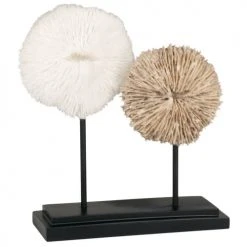 Maisons Du Monde Statuettes Et Figurines Statuette 2 Fossiles Sur Socle En Métal Noir H23