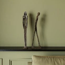Kare Design Statuettes Et Figurines Statuette Homme En Polyrésine Bronze Texturée -Vases Soldes statuette homme en polyresine bronze texturee 1