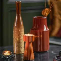 Maisons Du Monde Vases Vase En Grès Strié Rouge H20 -Vases Soldes vase en gres strie rouge h20 1000 15 22 226506 5